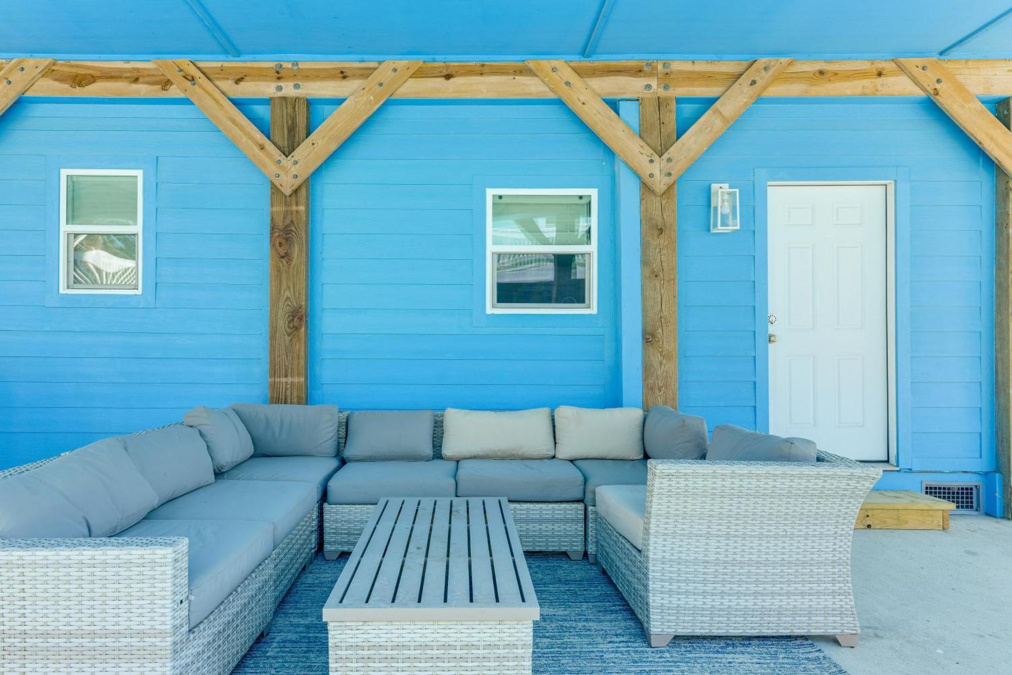 Trendy Port Aransas Home With Private Pool And Deck! Εξωτερικό φωτογραφία