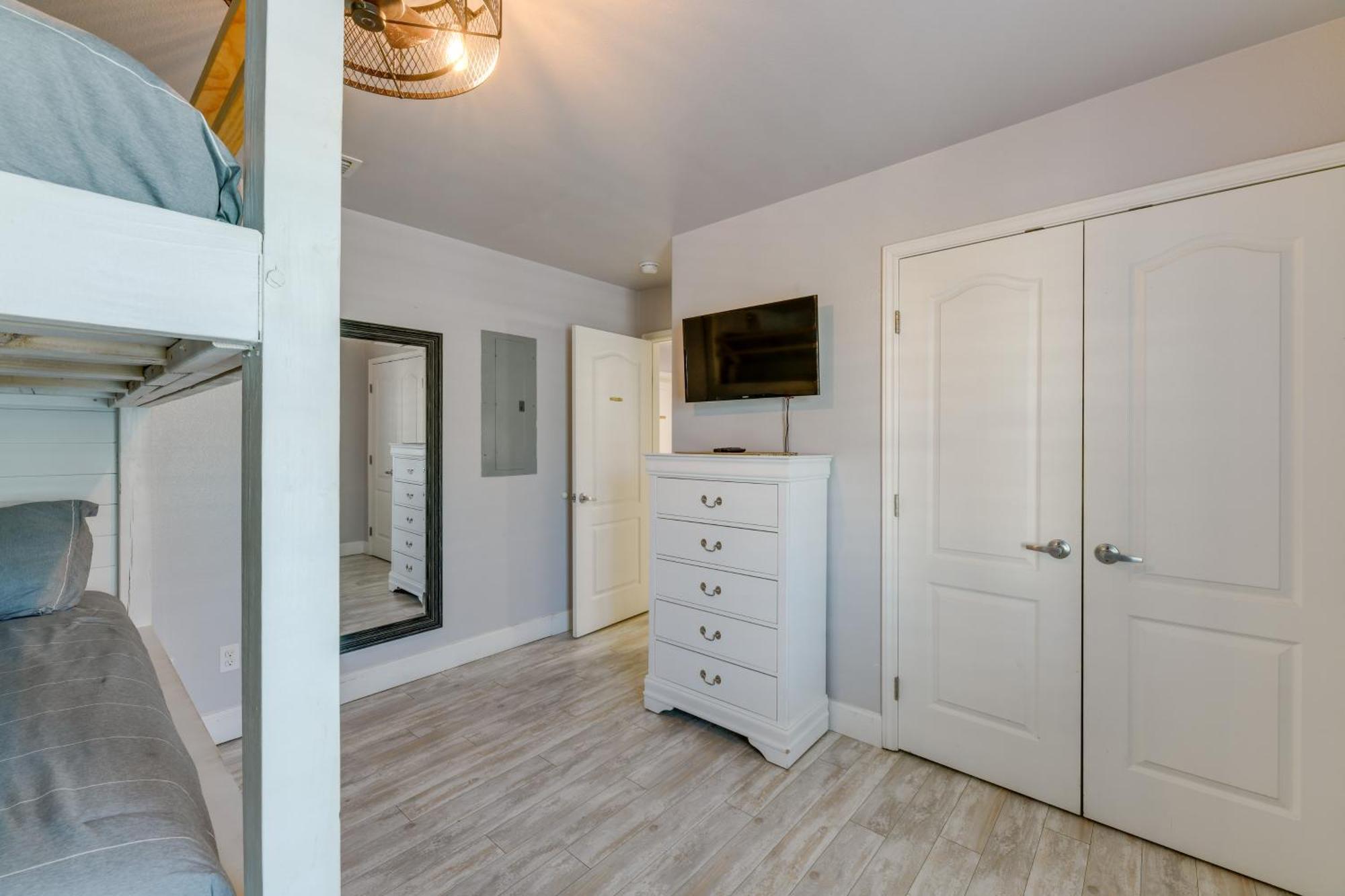 Trendy Port Aransas Home With Private Pool And Deck! Εξωτερικό φωτογραφία