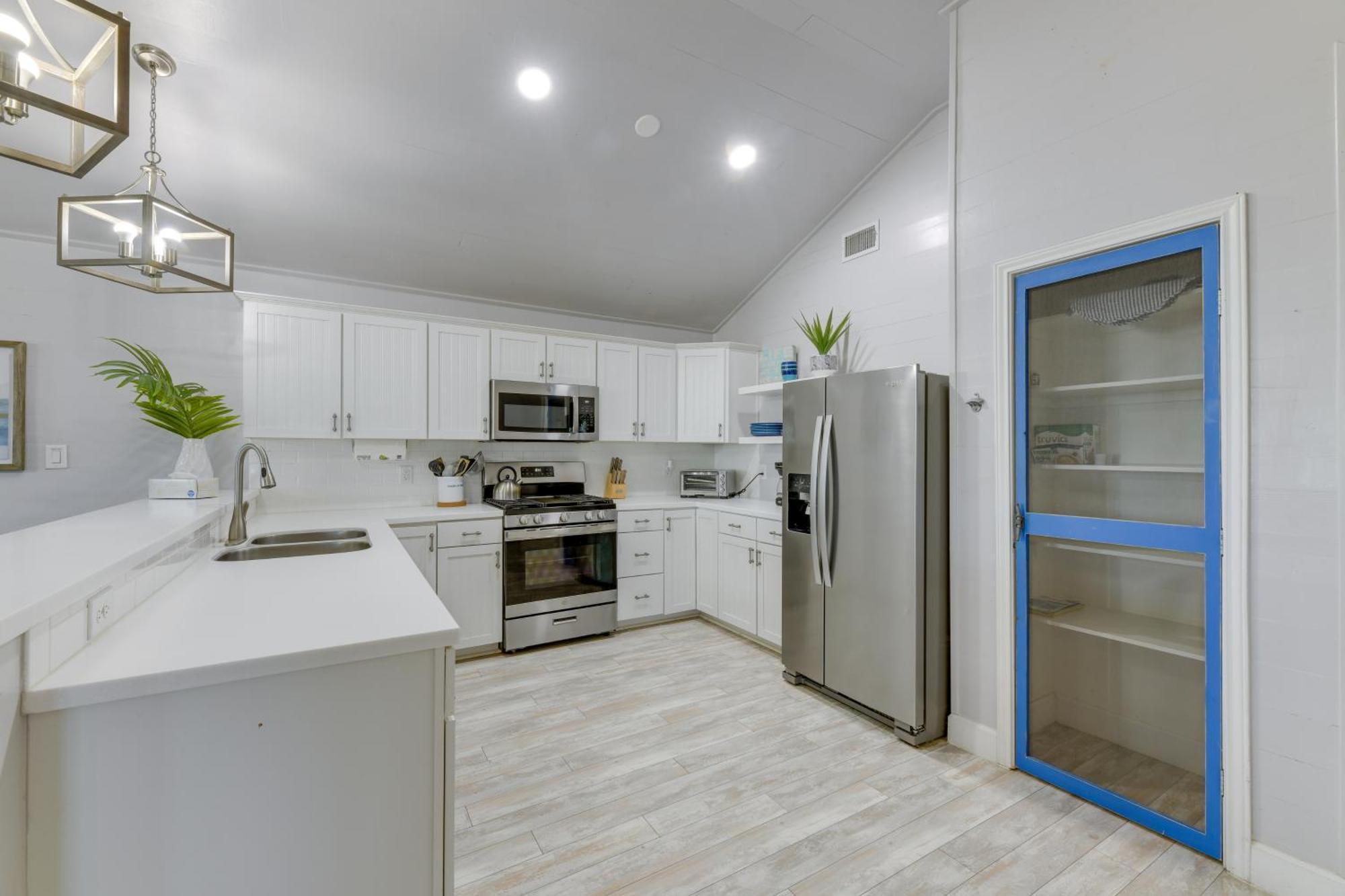 Trendy Port Aransas Home With Private Pool And Deck! Εξωτερικό φωτογραφία